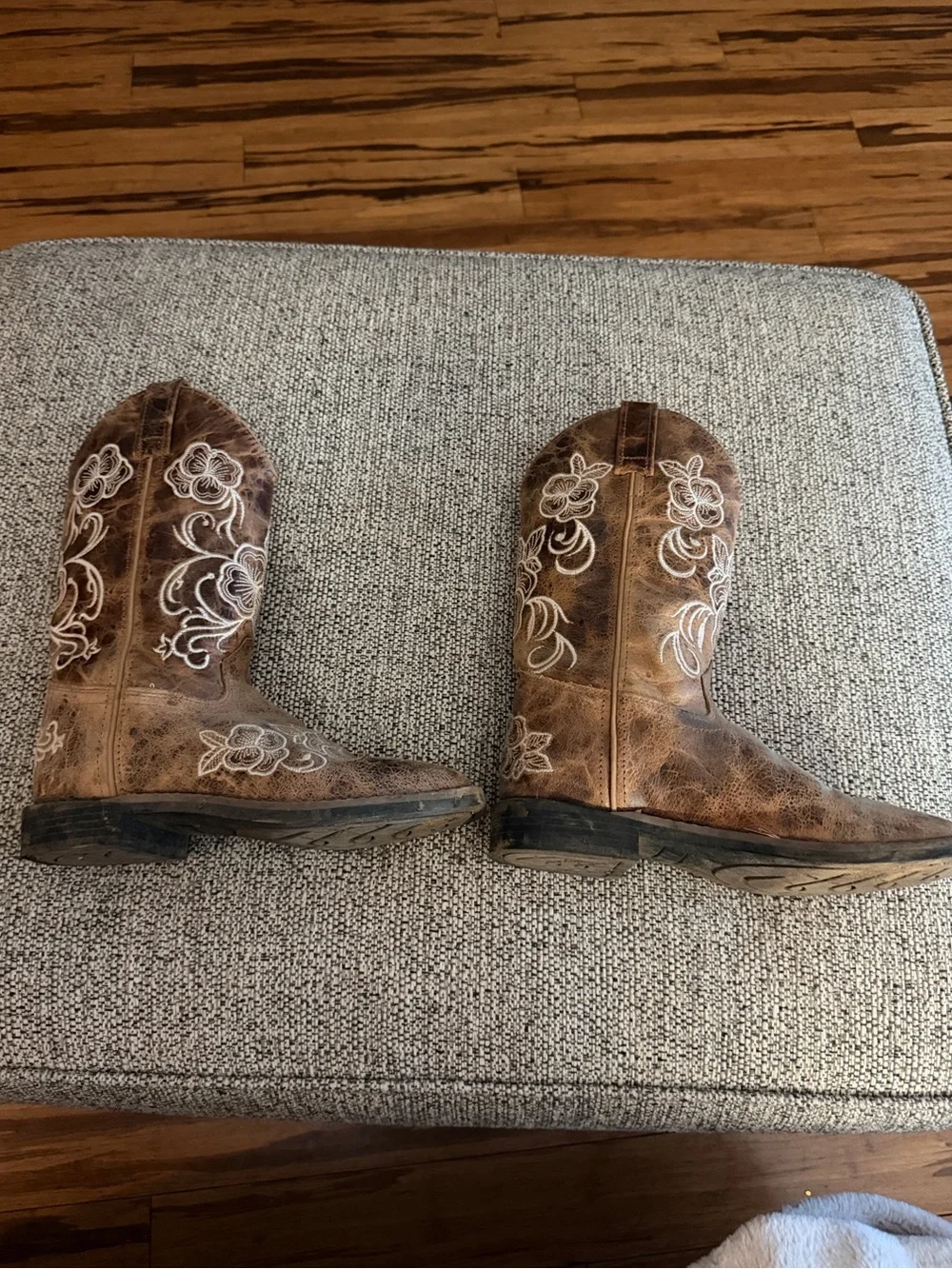 Shyanne Brown Tan Floral Embroidered Kids Cowboy Boots